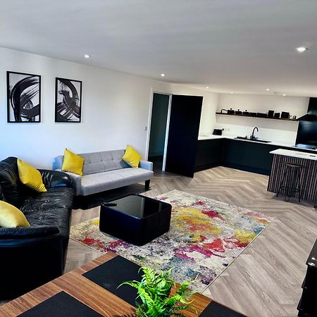 New 2 Bed Apartment In Royston High St المظهر الخارجي الصورة